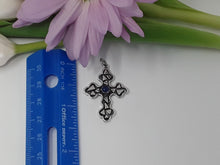 Load image into Gallery viewer, ps8109 - Sterling Silver Tri Cross with Stone and Ruffle Edges (Middle Charm)