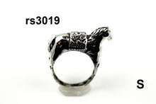 Load image into Gallery viewer, rs3019 - Sterling Silver Pony Stack Ring
