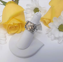 Load image into Gallery viewer, rbd8460 - Blooms Sterling Silver Flower Band With Solid 14k Gold Flower Top And Diamond