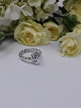 Load image into Gallery viewer, rs7373 - Small Sterling Silver Leopard Head On Sterling Beaded Band