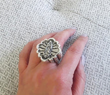 Load image into Gallery viewer, rs7625 - Large Virgin Cross Ring
