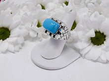 Load image into Gallery viewer, rs8171 - Weave Ring with Square Top And 1/2 Moon Stone