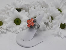 Load image into Gallery viewer, rs8330 - Sterling Caviar Top Cross Ring With Hand Cut Stone On Fern Shank
