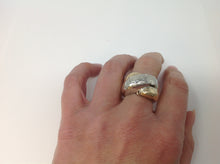 Load image into Gallery viewer, rb7203 - Classic Crisscross Ring With 14K Gold Edges

