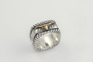 rb7277 - Sterling Silver Square Ring With Sterling Silver Braided Band Edges And 14k Gold Longhorn