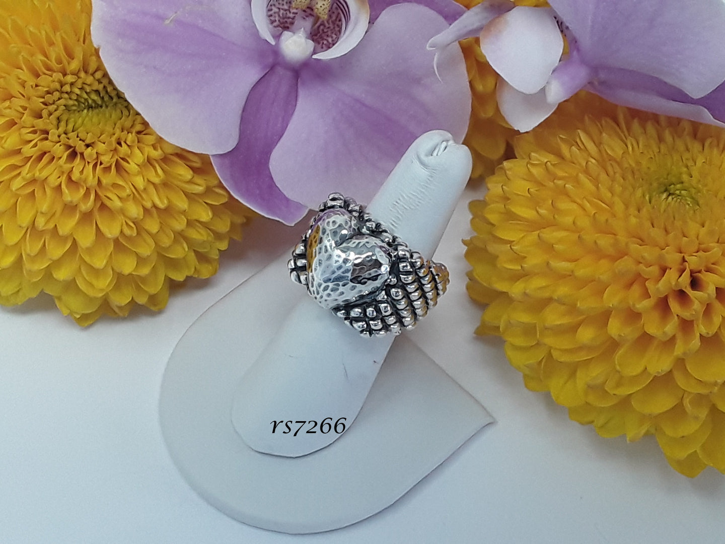 rs7266 - Sterling Silver Crosshatch Square Heart Ring
