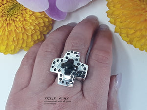 rs7345 - Crator Cross Top Ring Cross Stone