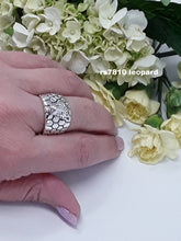 Load image into Gallery viewer, rs7810 band with sterling silver leopard
