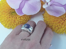 Load image into Gallery viewer, rs8255 - Sterling silver ring with starbursts &amp; stone
