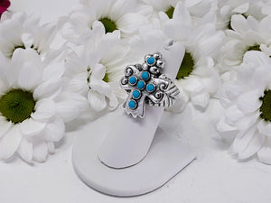 rs8518 - 7 Stone Silver Cross Ring